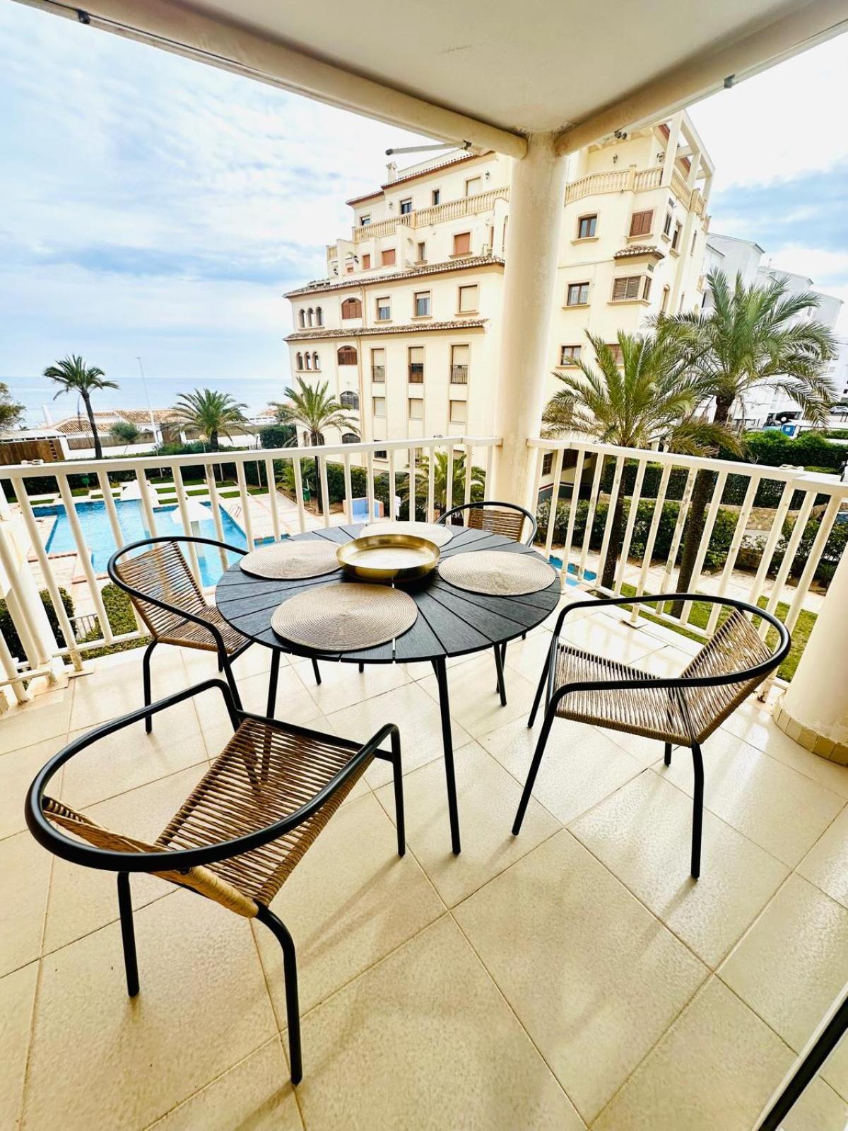 Ventana Al Mediterraneo Хавеа Экстерьер фото